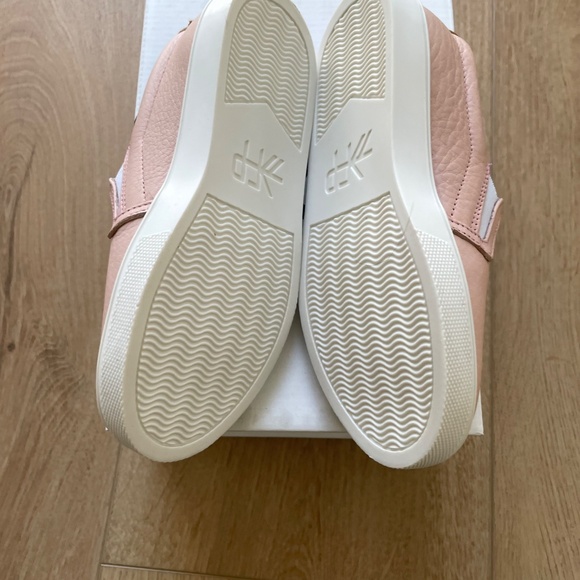 Freshly Picked Blush Slip Ons Size 13 - Picture 2 of 3